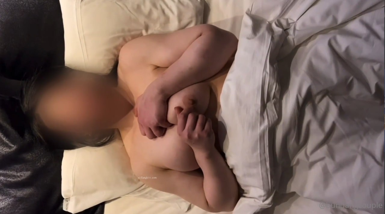 HALE-032 ママ友喰い無限ループ vol.27 ちな 幼な妻もっと経験したくてデカチン激SEX